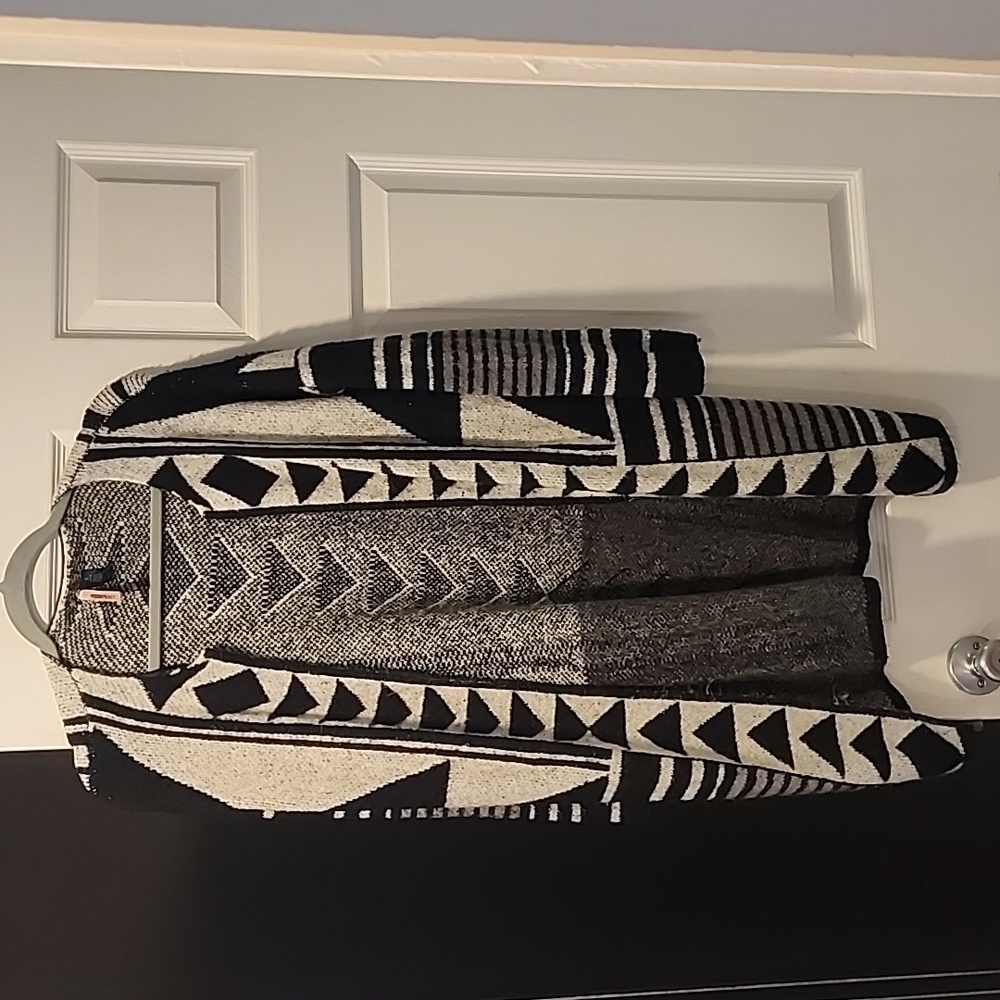 Knee length knit jacket